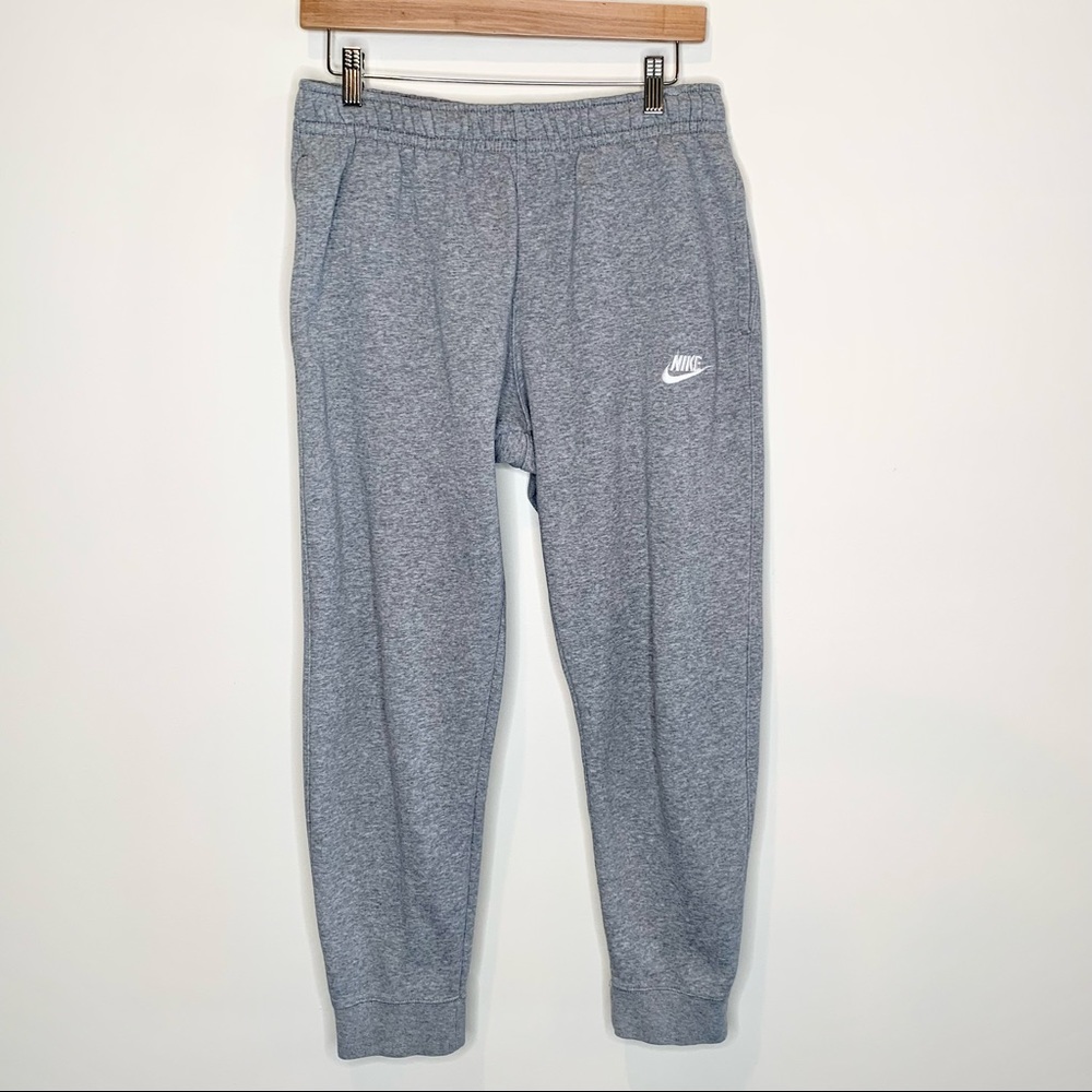Nike sweatpant joggers